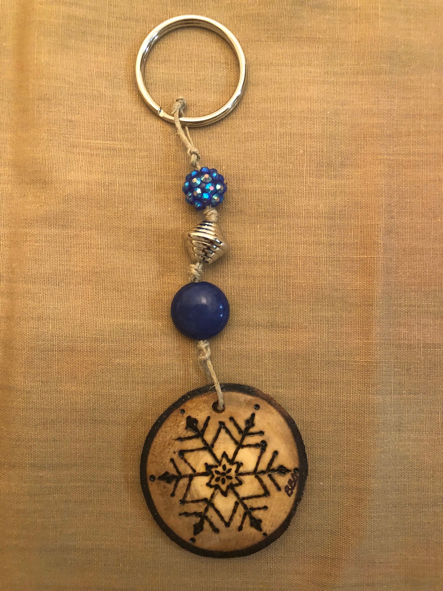 Keychain - Handcrafted Aspen Slice Wood-burned - Snowflake